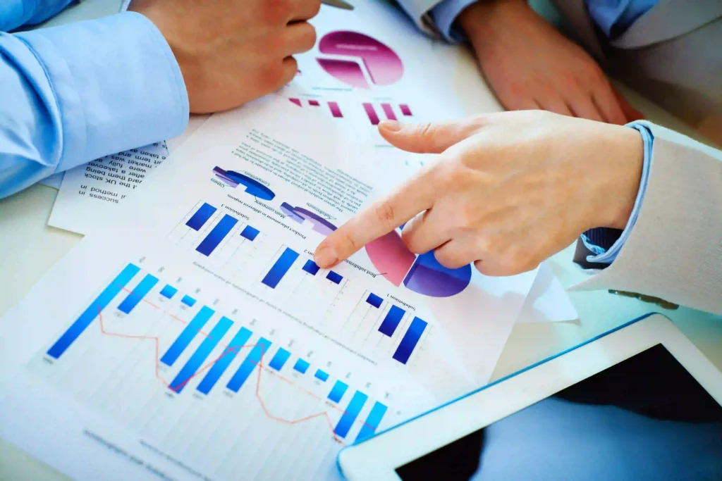 illustrating graphs of E-Commerce metrics and KPIs of building E-commerce websites